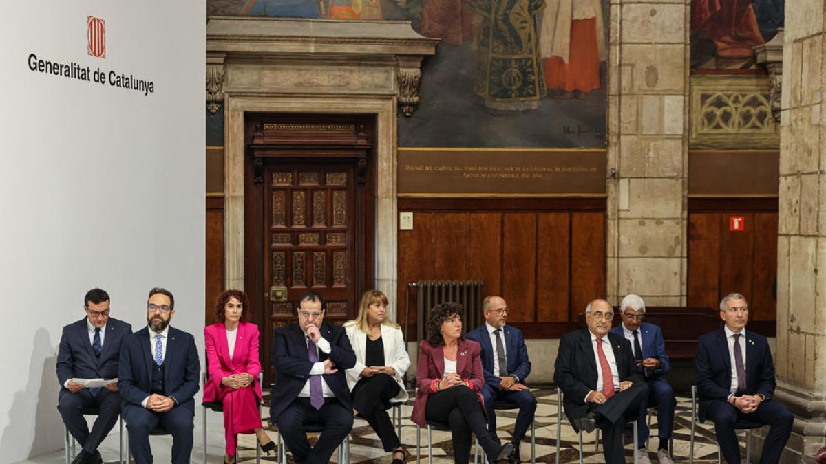 Els nous consellers del Govern d'ERC prenen possessió prometent el seu càrrec