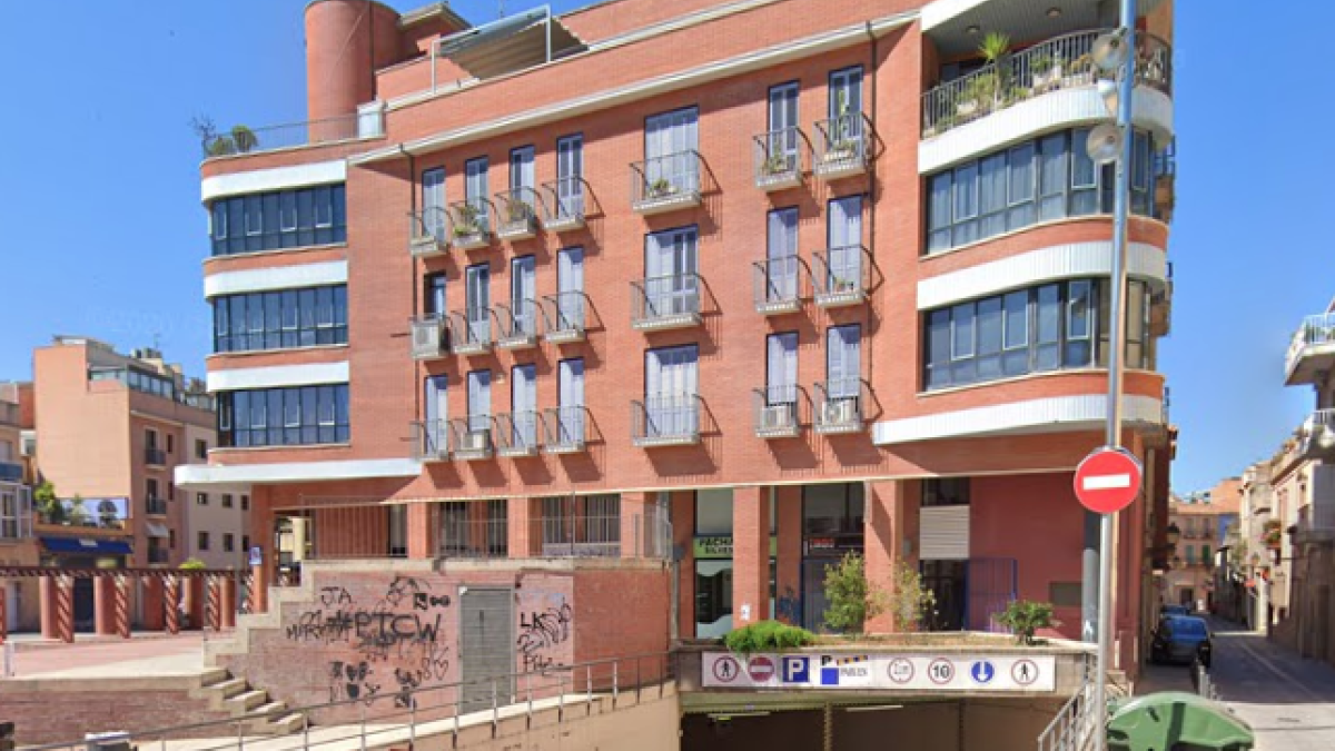 L'aparcament subterrani de la plaça Pep Jai del Vendrell redueix les tarifes