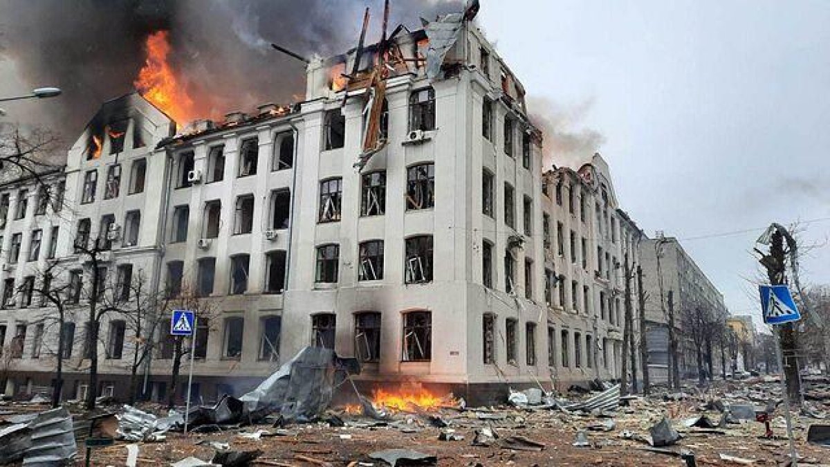 Rusia ha destruido el 15% de las casas de Jarkov, según su alcalde