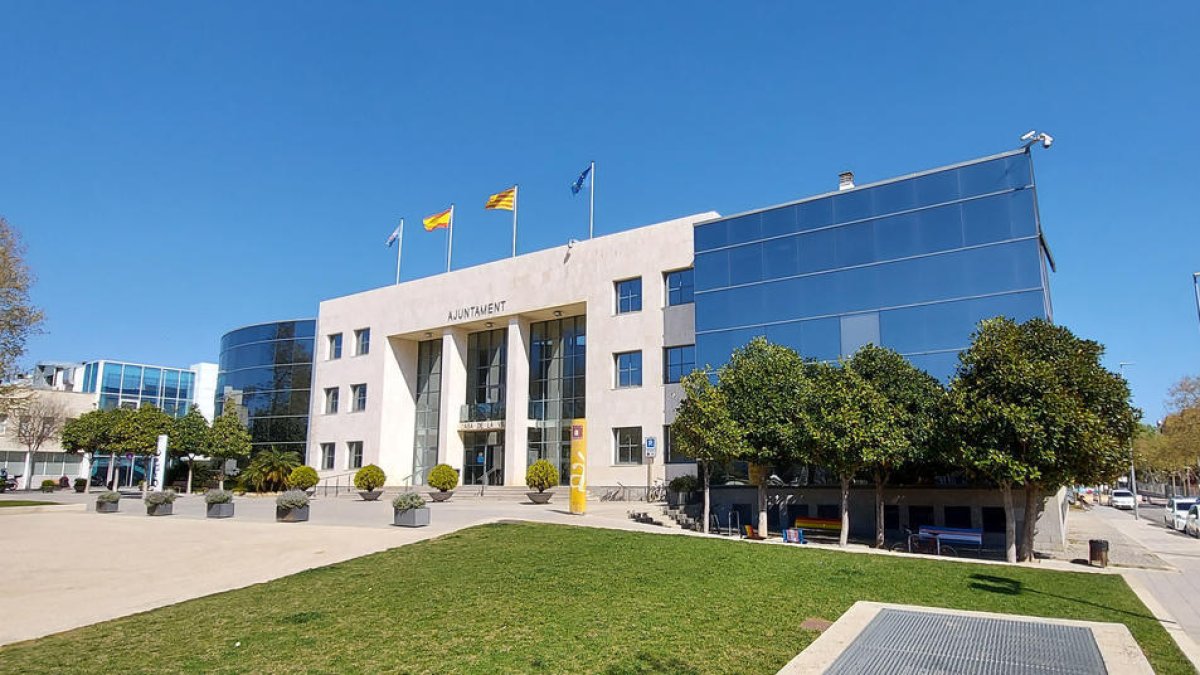 El Archivo Municipal de Cambrils abre la consulta de nuevos fondos históricos en la red