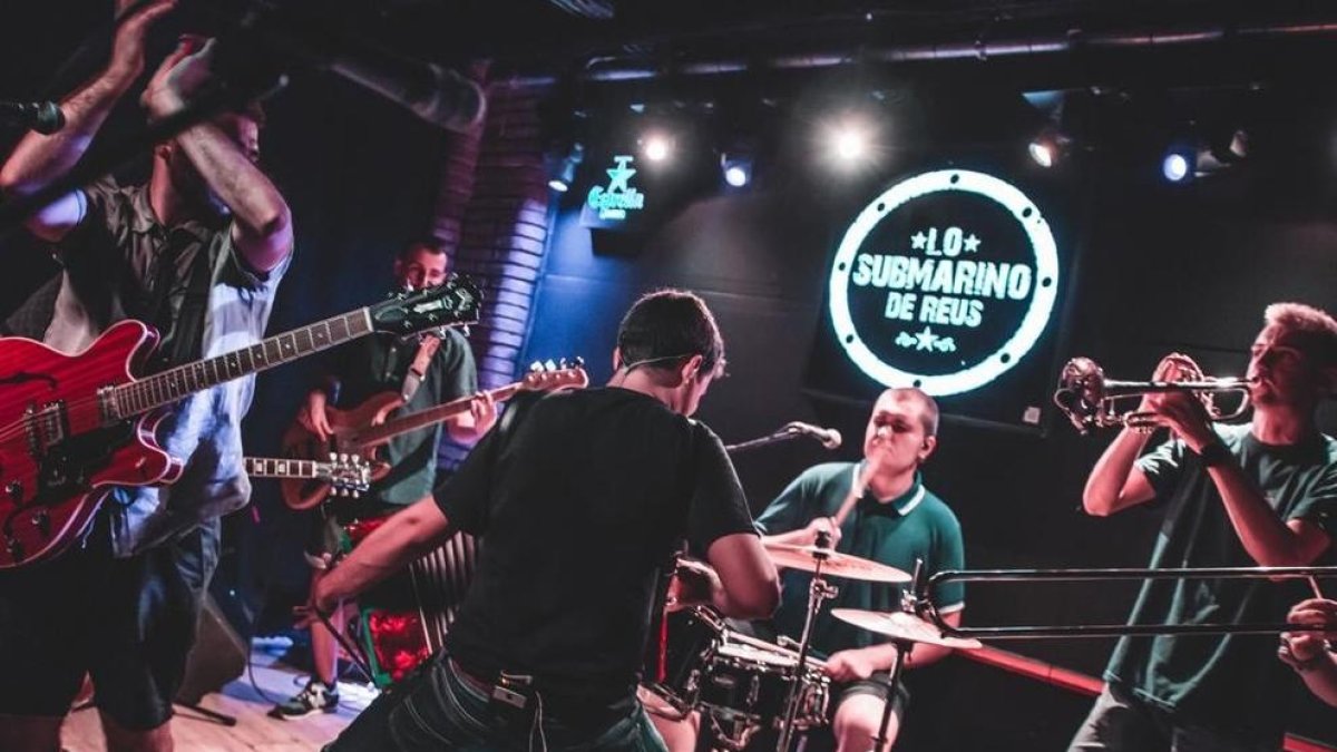 Terra Ferma diu adeu des de l'escenari