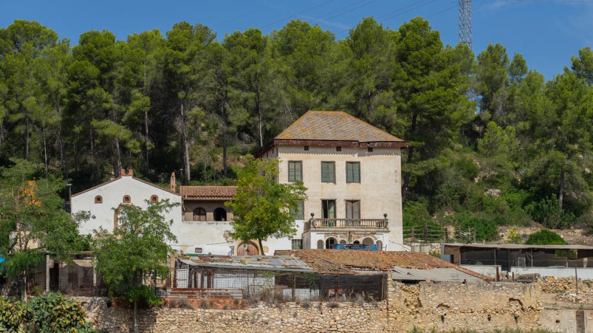 Tarragona treballa per protegir les seves 35 masies en sòl no urbanitzable