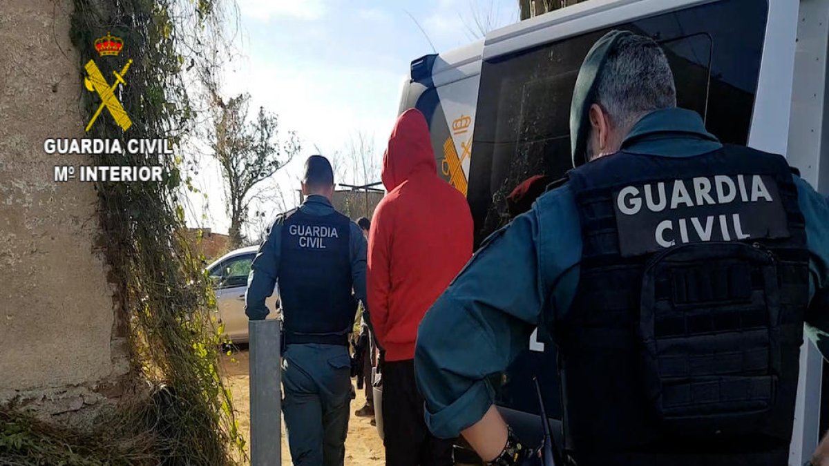 Desarticulada una organització criminal que introduïa haixix per la costa tarragonina