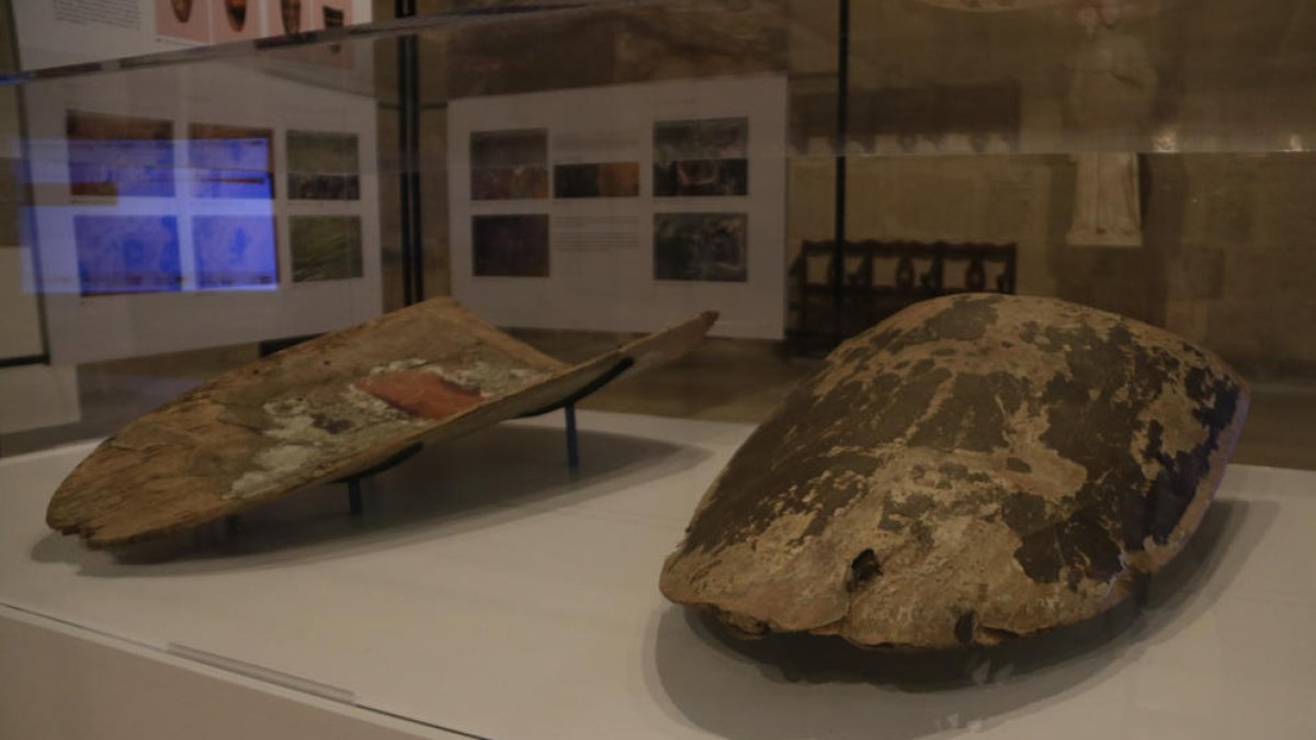 El Monestir de Poblet recupera dos pavesos d'època medieval de fa 700 anys