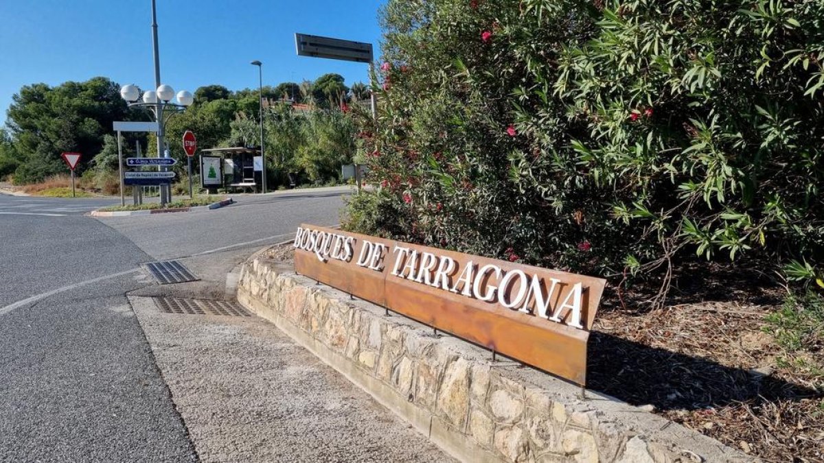 Polémica por la colocación de un cartel en castellano en Boscos de Tarragona
