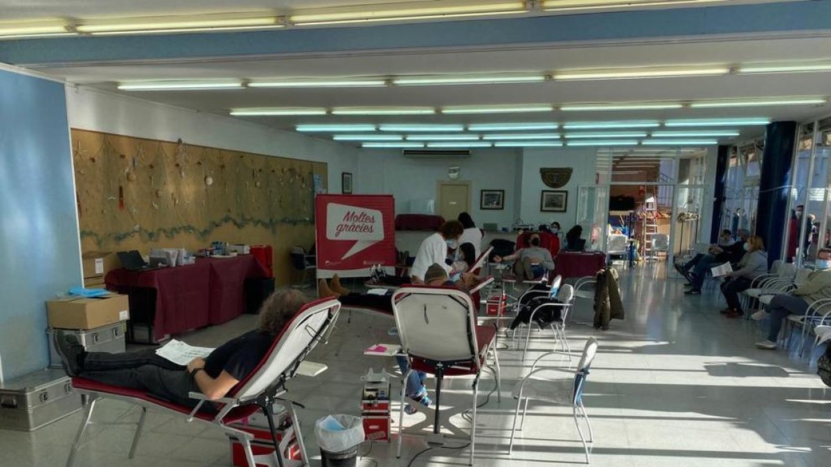 El Casal d'Avis del Baix Camp de Cambrils acogerá una campaña de donación de sangre al mes