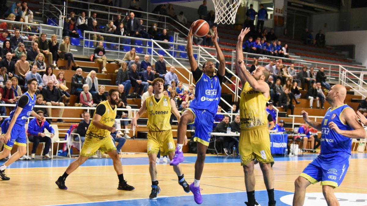 El CBT recupera la seva millor cara (92-75)