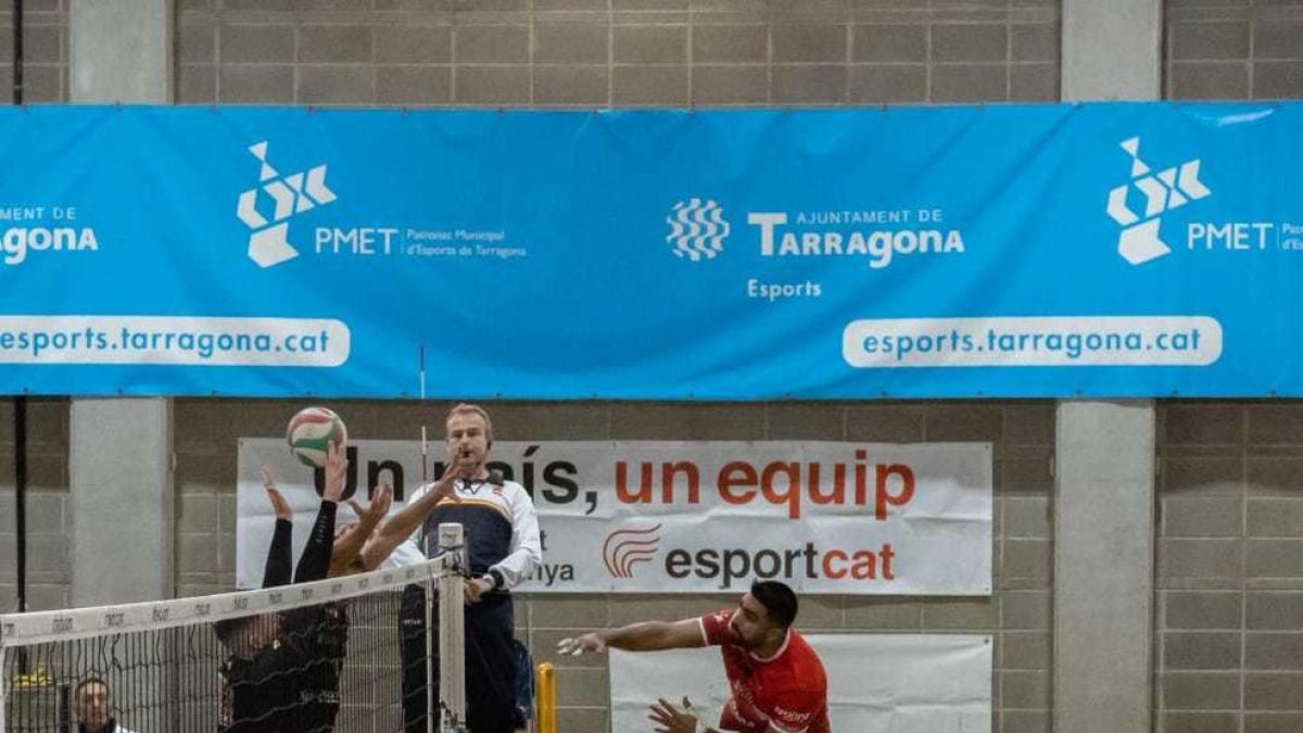 El CV Sant Pere i Sant Pau passa per sobre del CV Sayre Décimas