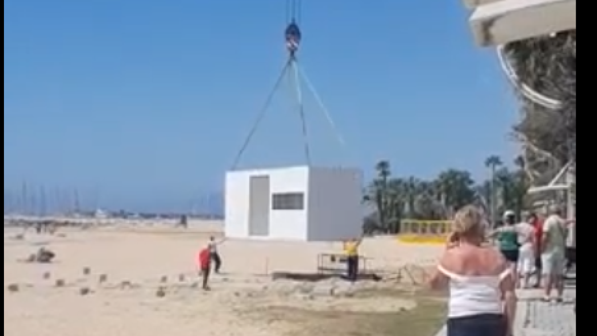 Cambrils torna a licitar les guinguetes de platja que van quedar desertes