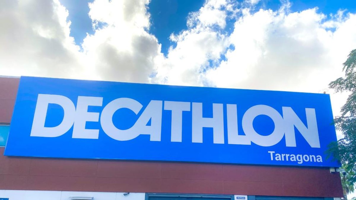 Decathlon cumple 25 años en Tarragona y programa diferentes actividades para celebrarlo