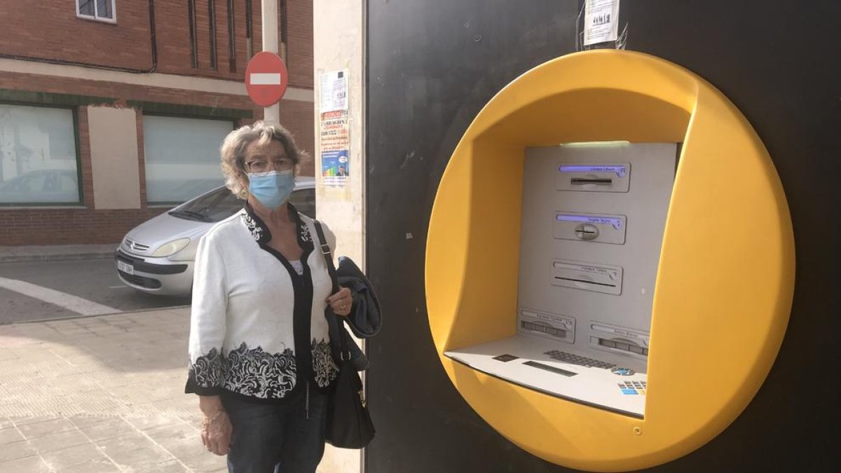 «Si tenemos que tratar con máquinas, necesitamos que nos lo faciliten»