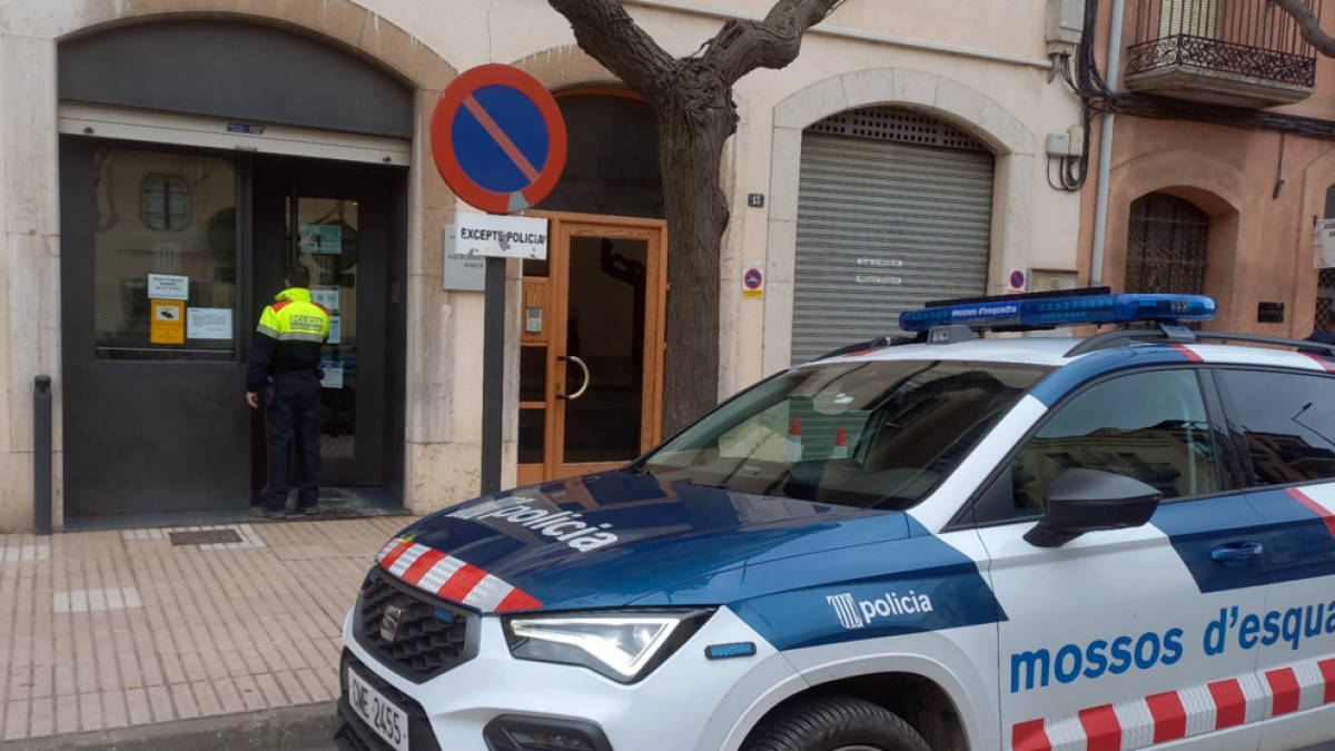 Detingudes quatre persones per dos robatoris amb força i furts al Priorat