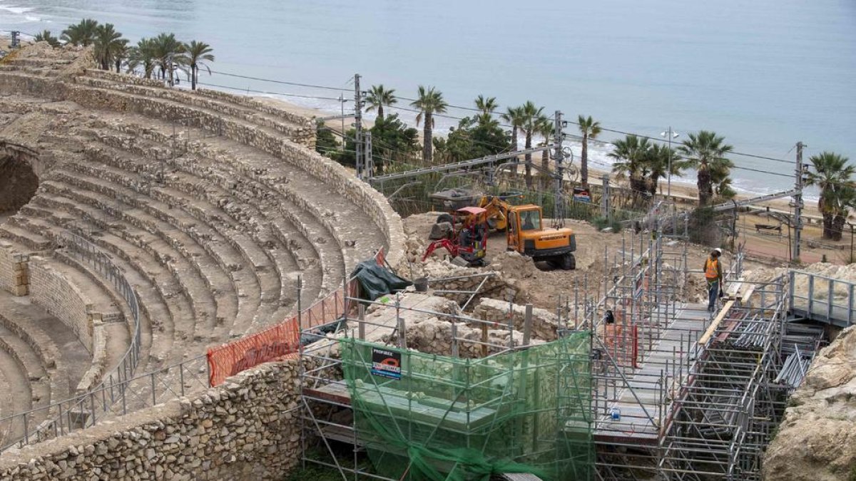 Desmuntada la 'summa cavea' de l'amfiteatre de Tarragona pel seu estat de deteriorament