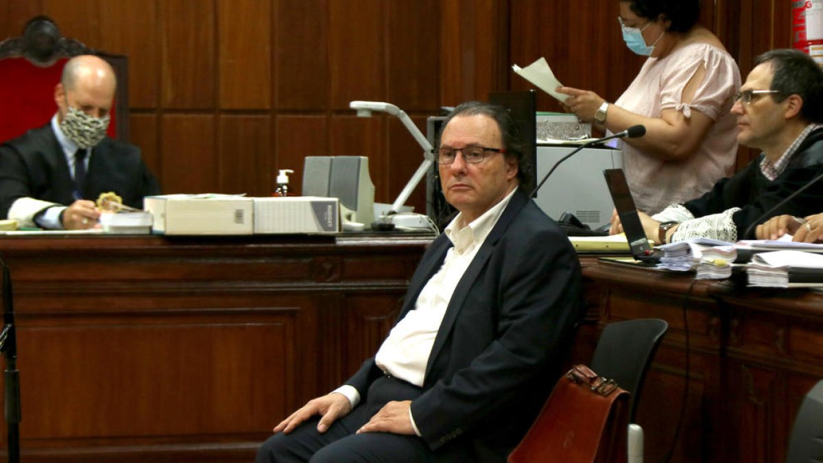 El secretario de Torredembarra alertó de irregularidades en la contratación de los alquileres