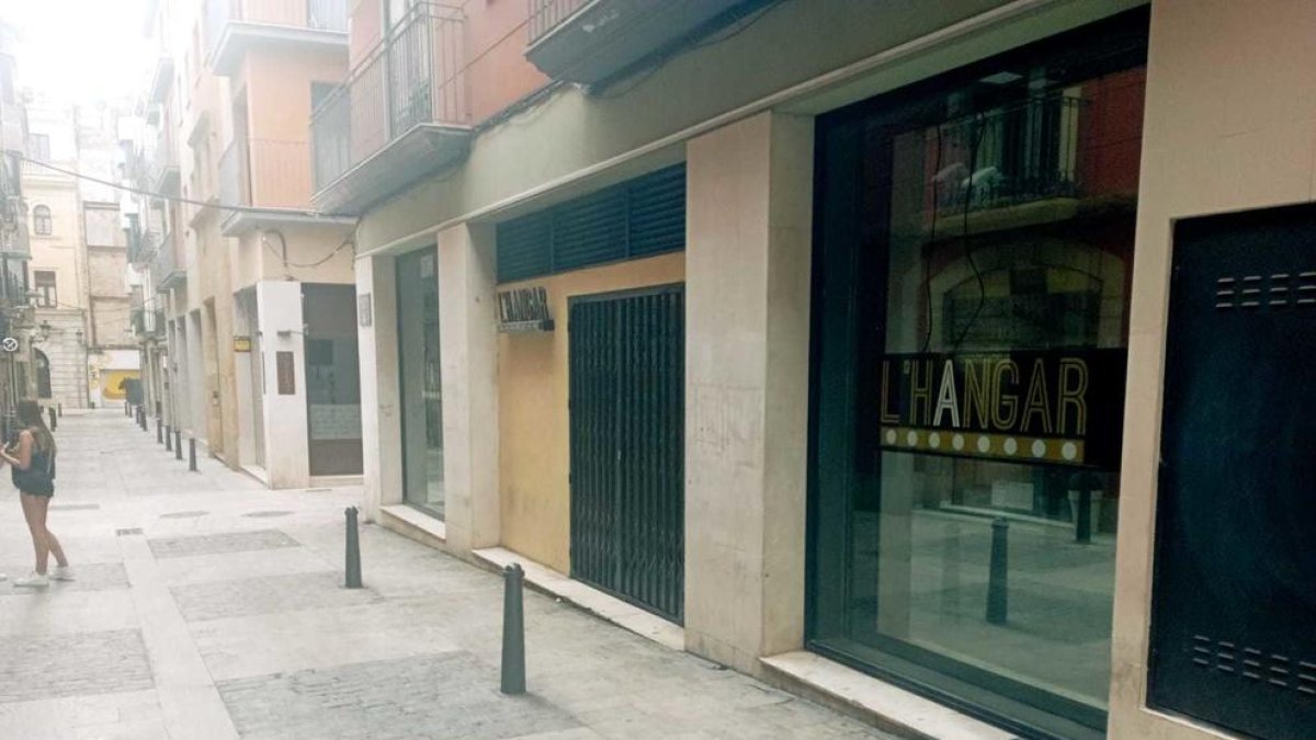 «No podemos dormir por el ruido del ocio nocturno y el Ayuntamiento no actúa»