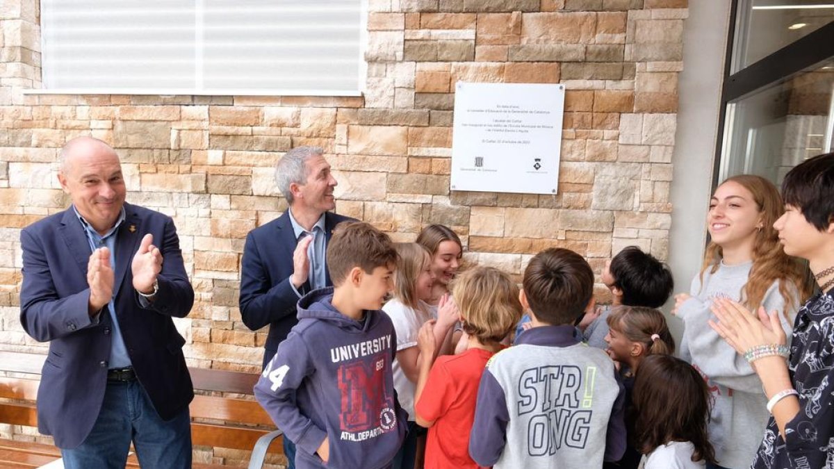 Cambray inaugura el nou edifici de l'Institut escola L'Agulla i l'Escola municipal de música del Catllar