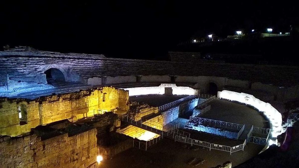 L'Ajuntament de Tarragona renova la il·luminació ornamental de l'Amfiteatre