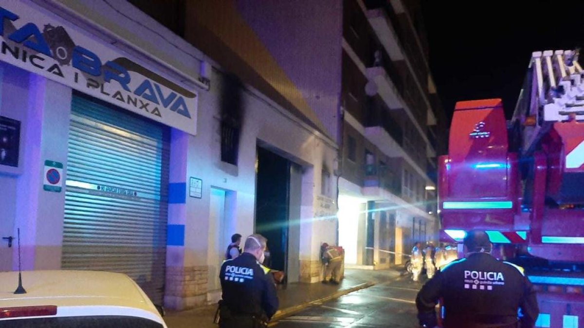 Incendi en una mesquita de Reus durant la matinada