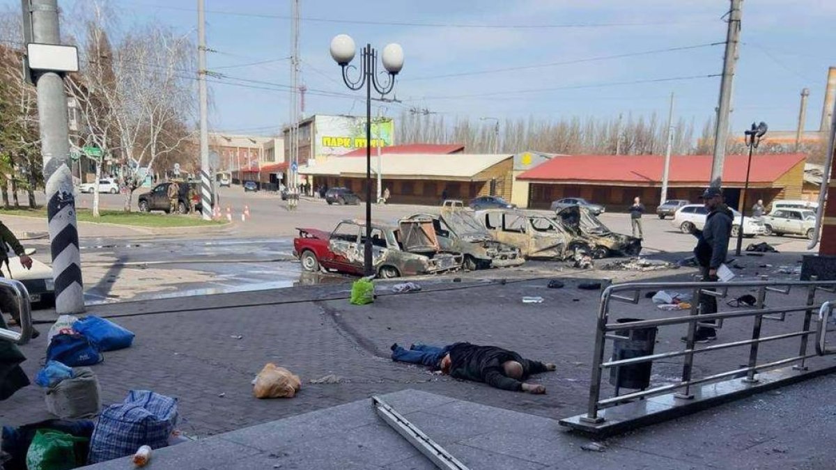 Almenys 30 morts en un atac a l'estació de tren de Kramatorsk