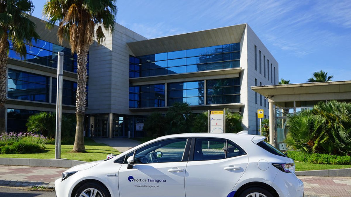 Els vehicles del Port de Tarragona renova el distintiu de garantia de qualitat ambiental