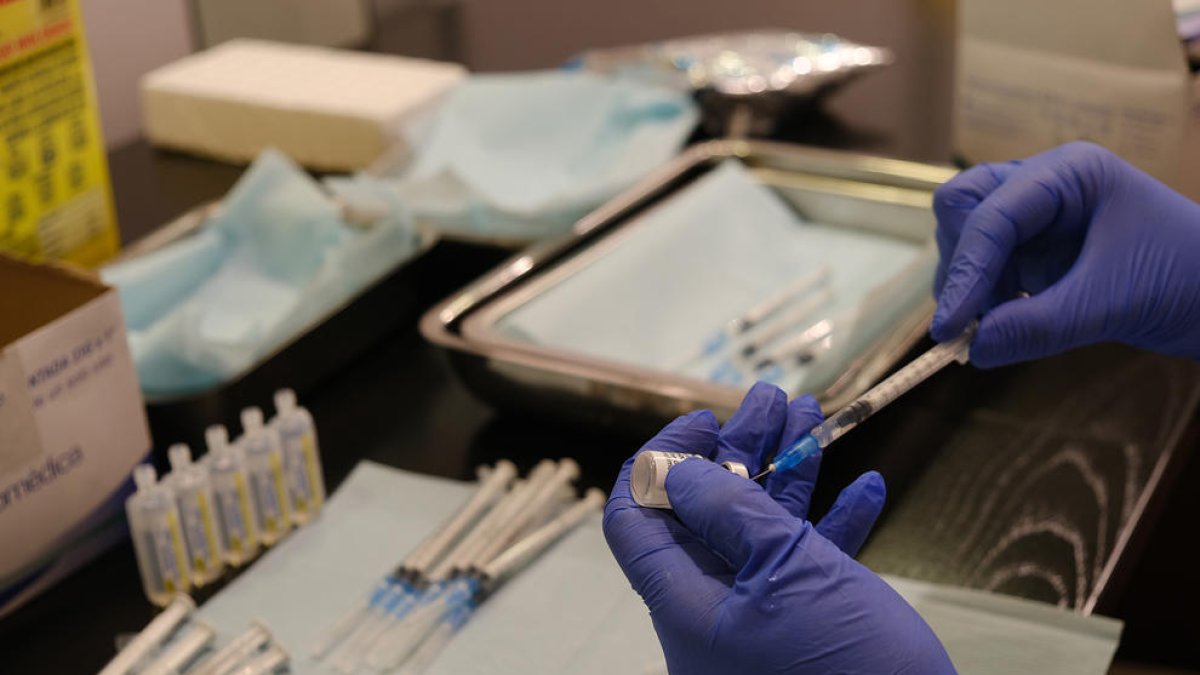 España registra 146 nuevas muertes por covid, con 9.554 nuevos positivos y 89 hospitalizados menos