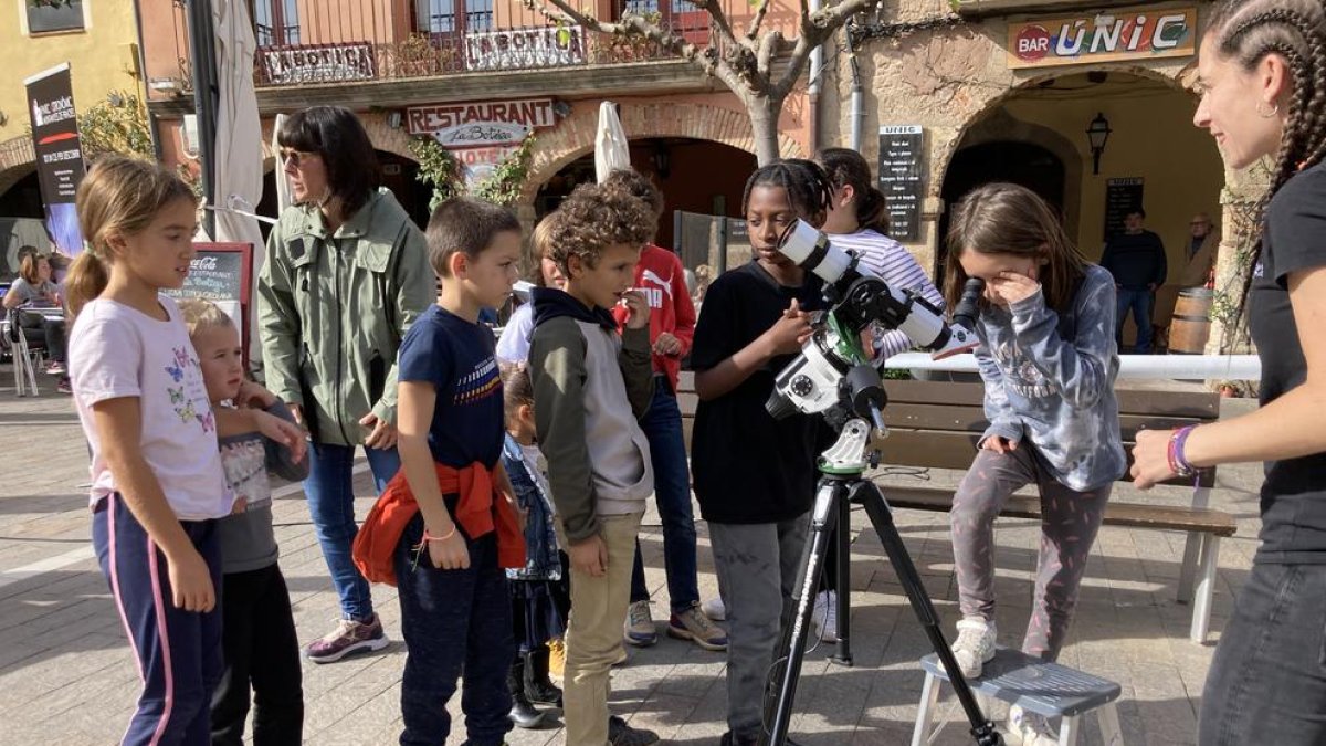 L'Escola Serra de Prades apadrina el cel fosc durant aquest curs