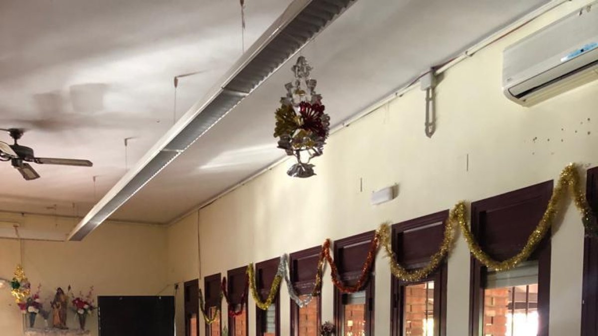 Invierten 7.000 euros en la renovación de los lavabos del hogar municipal de Riuclar-Icomar