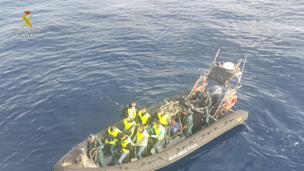 Més de 100 policies participen en un simulacre d'assalt a la plataforma Casablanca