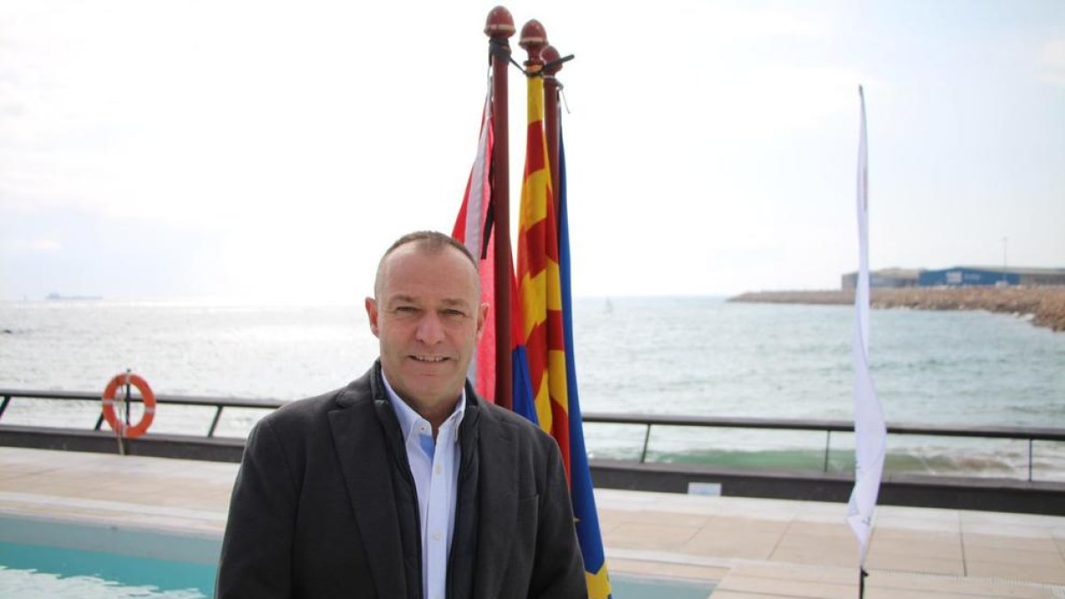 Ramon Miralles presentado como nuevo director del Real Club Nàutic de Tarragona y de la marina