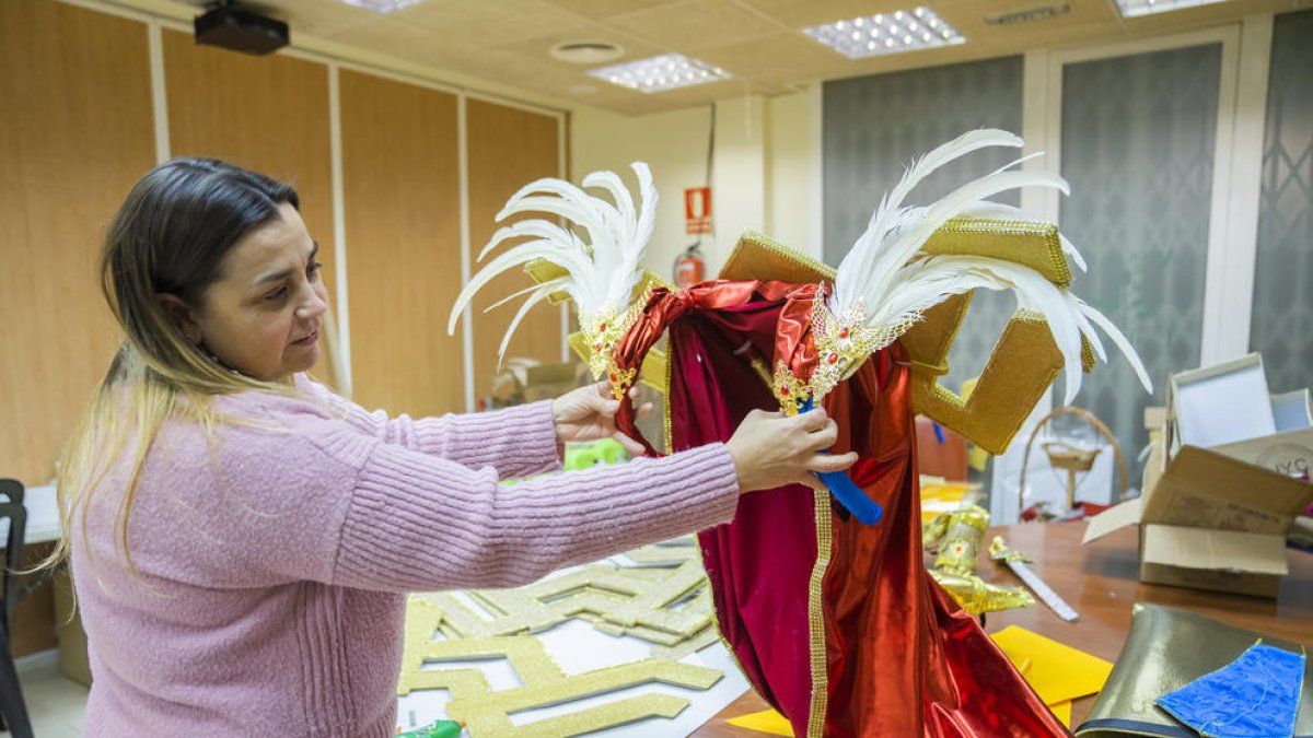 Les comparses de Tarragona adapten les seves disfresses a un Carnaval sense competició