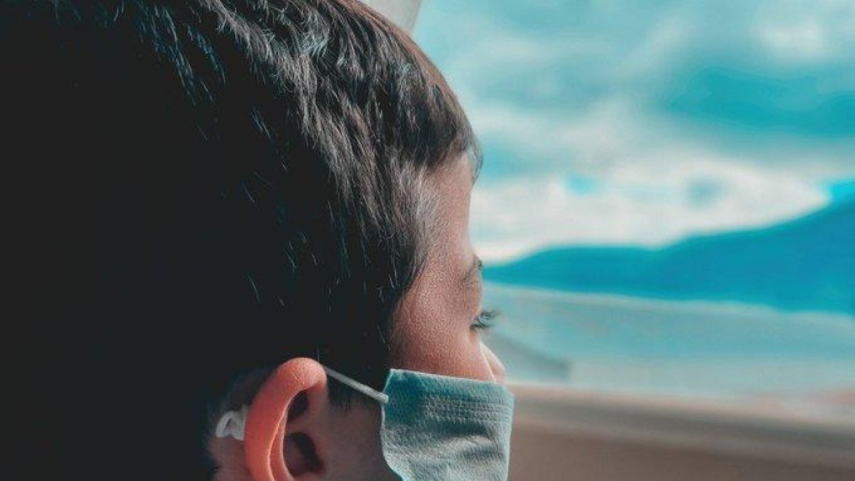 Descubren una alteración genética que provoca el síndrome inflamatorio multisistémico en niños con covid