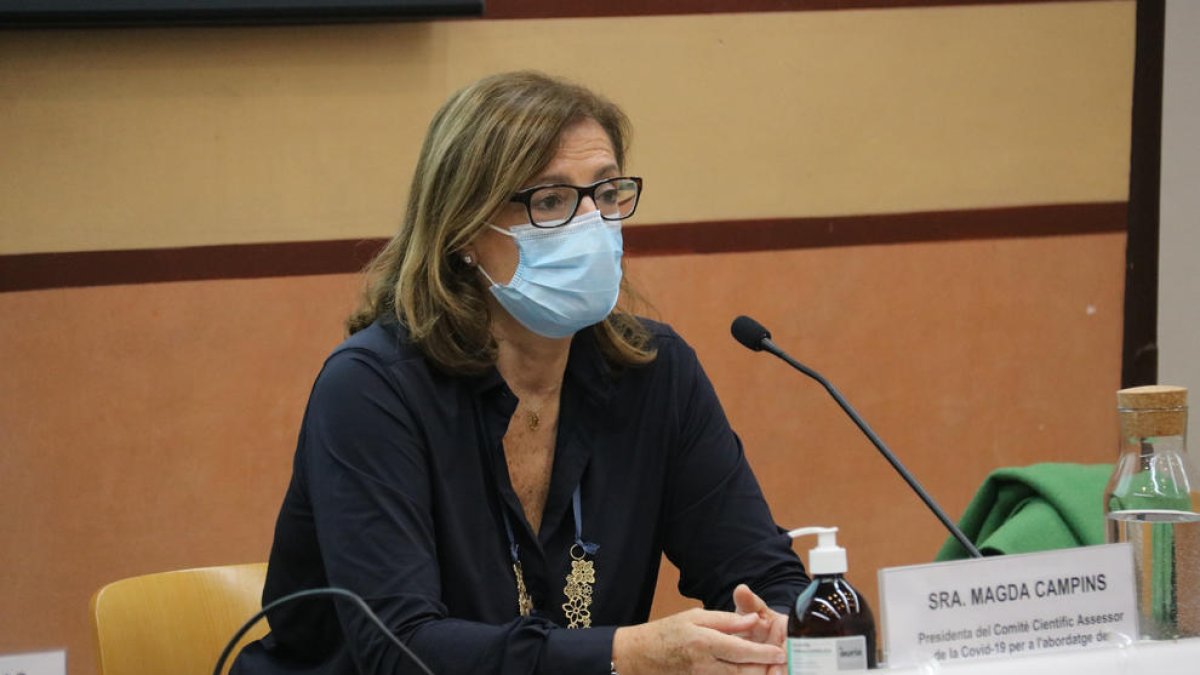 Campins recomienda a las personas vulnerables que mantengan la mascarilla