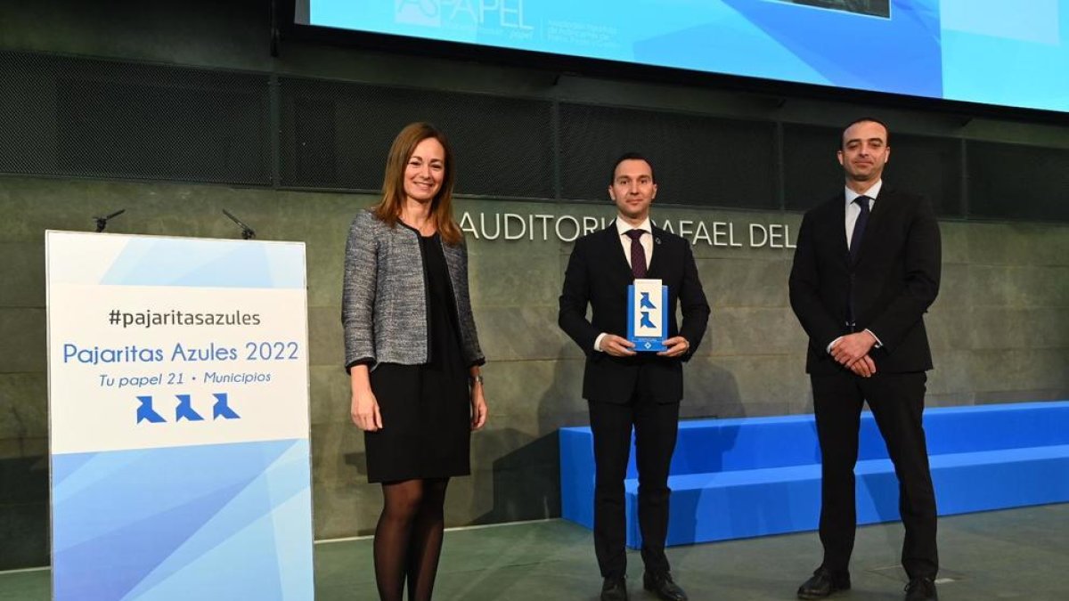 Reus, entre los 45 municipios estatales que mejor gestionan la recogida de papel y cartón