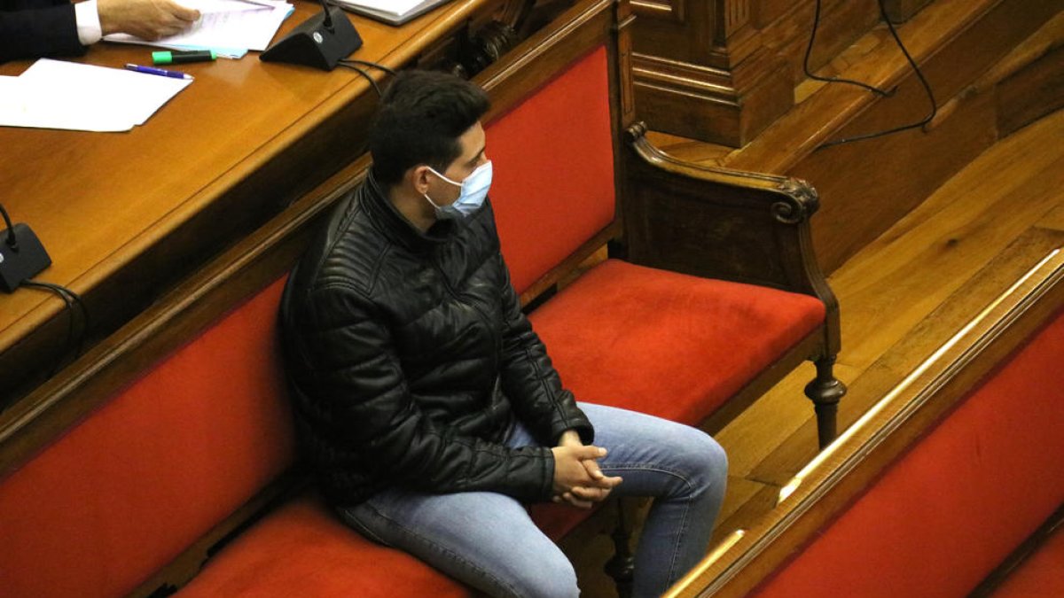 Le piden 18 años de prisión para|por matar a su amigo atropellándolo dos veces