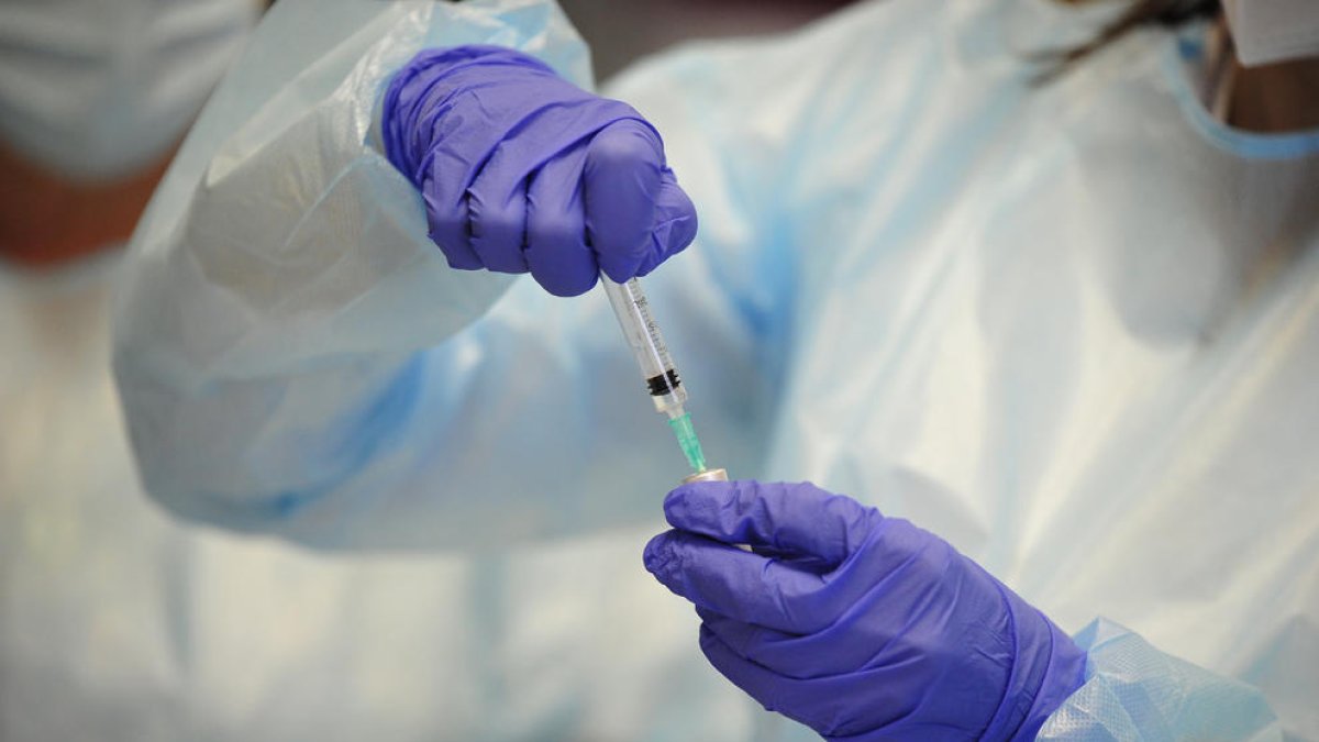 Espanya registra 187 morts, 49.143 contagis i 484 ingressats més per covid-19