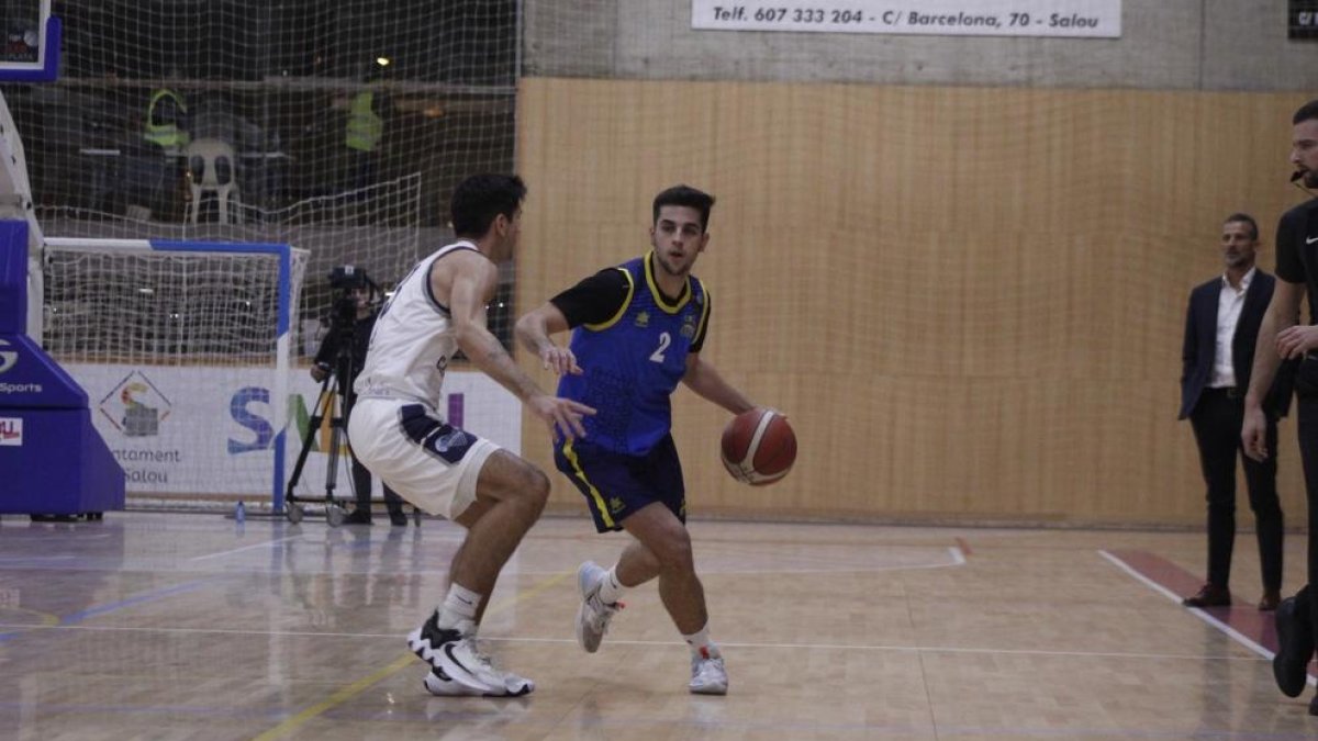El CB Salou tanca l'any amb un duel directe per allargar la ratxa