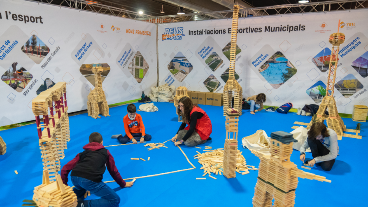 Les activitats del Parc de Nadal de Reus atrauen les famílies amb infants