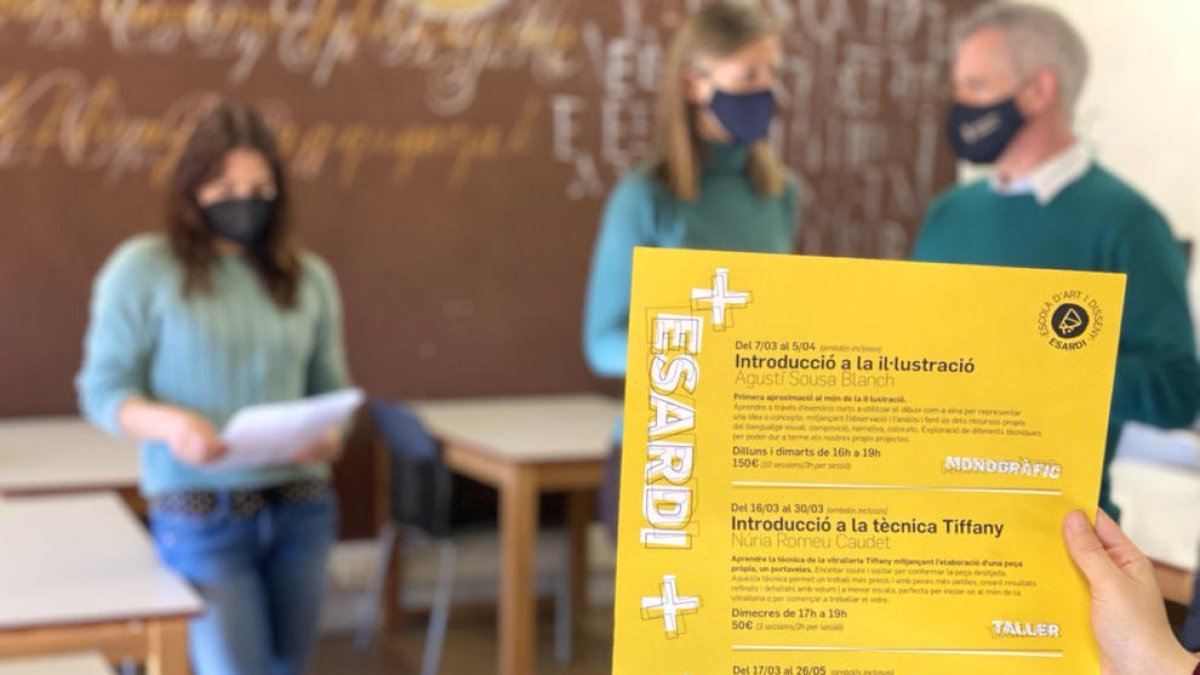 La Escuela de Arte y Diseño de Amposta ofrece cursos para toda la ciudadanía