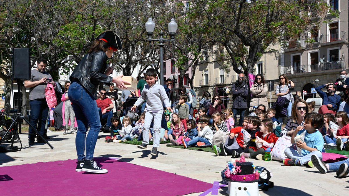 El Sant Jordi assolellat de Tecletes