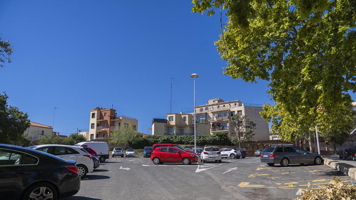 L'aparcament del Cementiri de Tarragona serà de pagament, però gratuït pels funerals