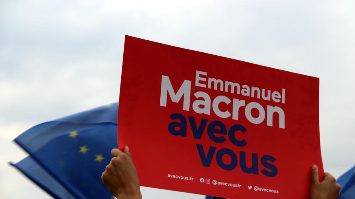 Macron guanya les eleccions franceses amb el 57% dels vots