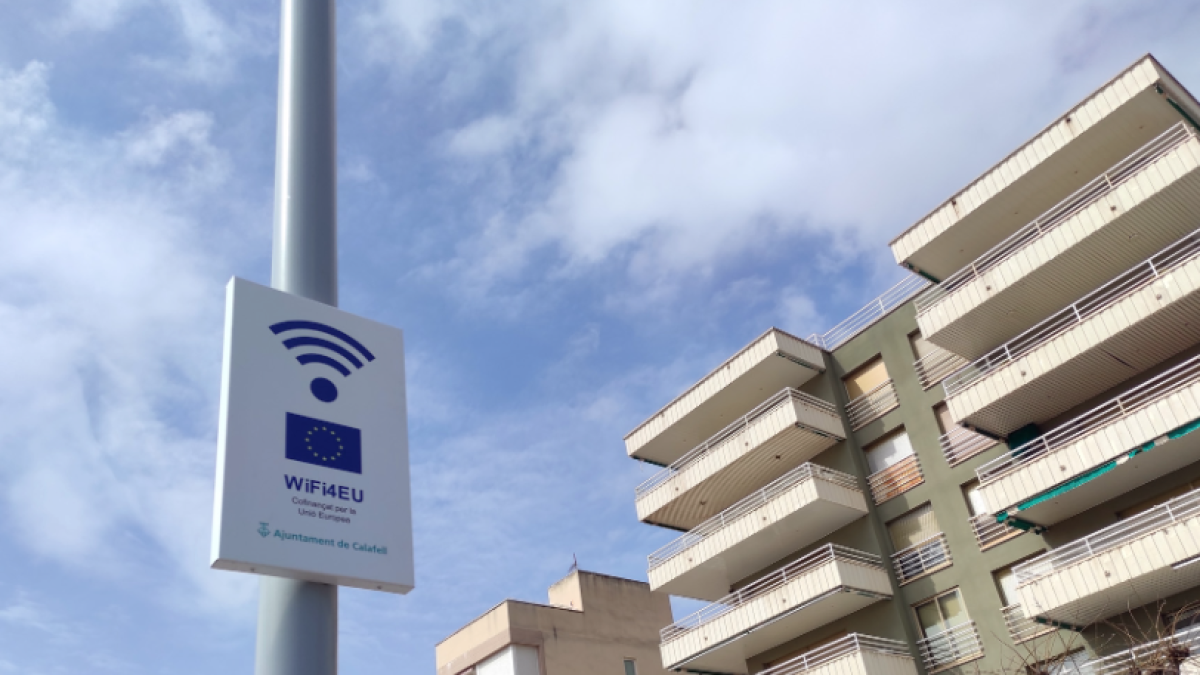Calafell habilita nueve puntos de wifi gratuito en espacios públicos