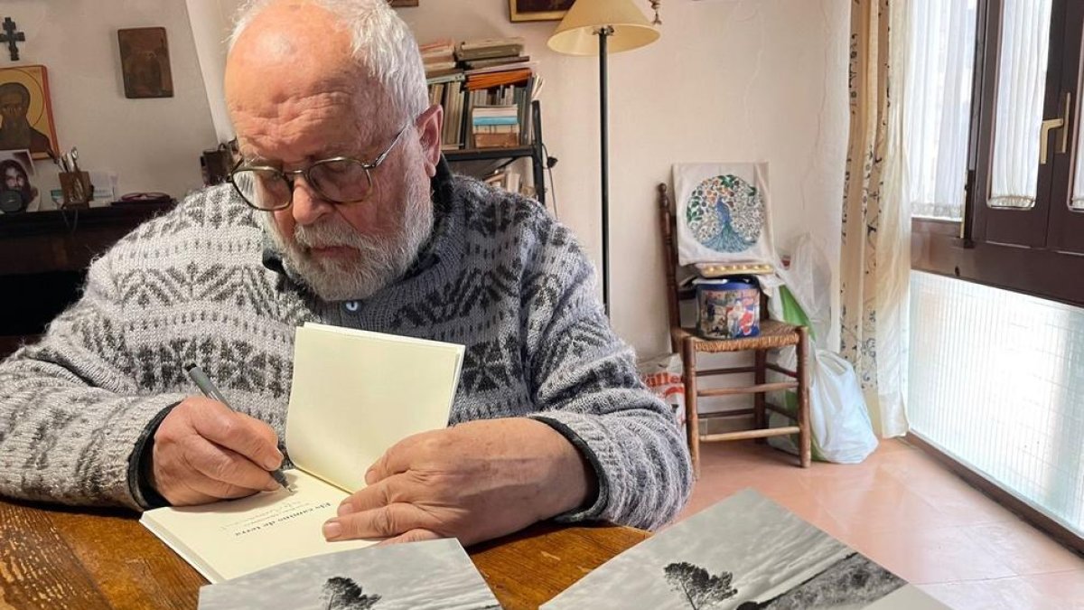 Versos que transiten per 'camins de terra'