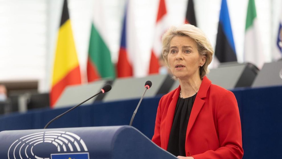 Bruselas anuncia sanciones y avisa de que no permitirán que Rusia se imponga «por la fuerza» a Ucrania