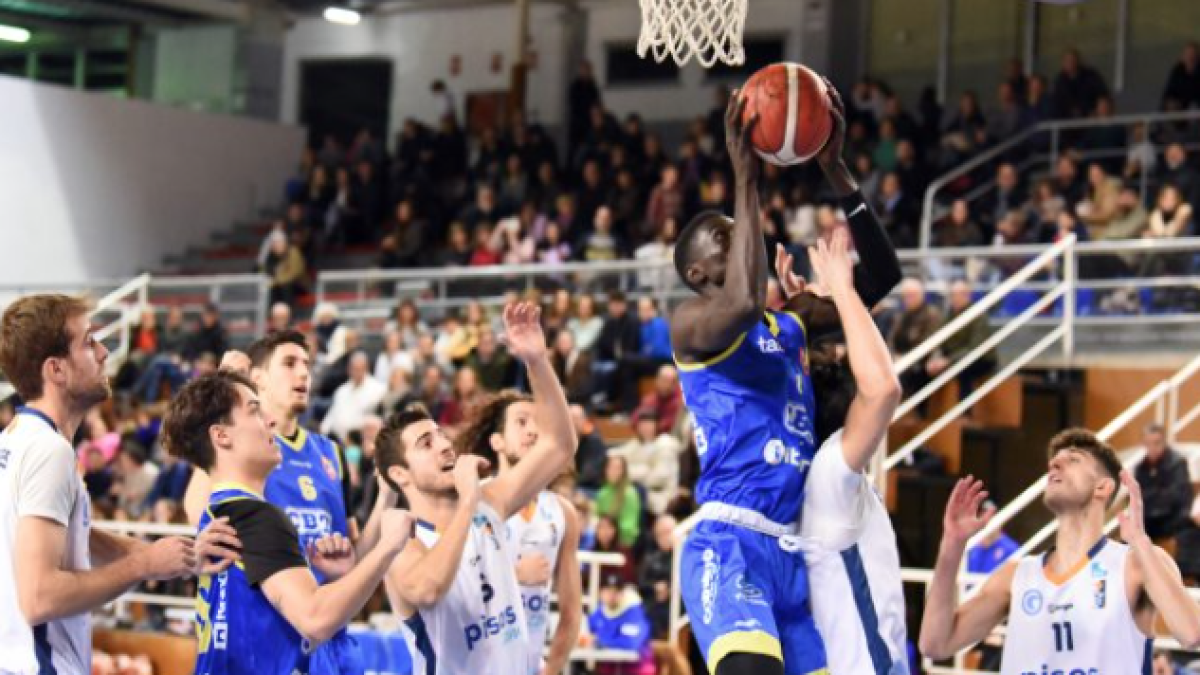 Ousmane Ndour, nueva baja del CBT