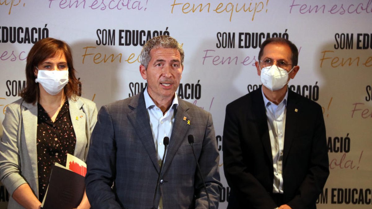 Los centros públicos recibirán 384 euros por alumno vulnerable a P3 y 1.º de ESO por primera vez y los concertados subirán a 988