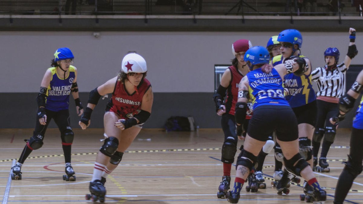 Las Insumisas Reus preparan su debut oficial a la liga de Roller Derby