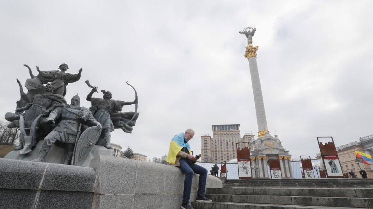 L'exèrcit ucraïnès amb prou feines resisteix la invasió russa