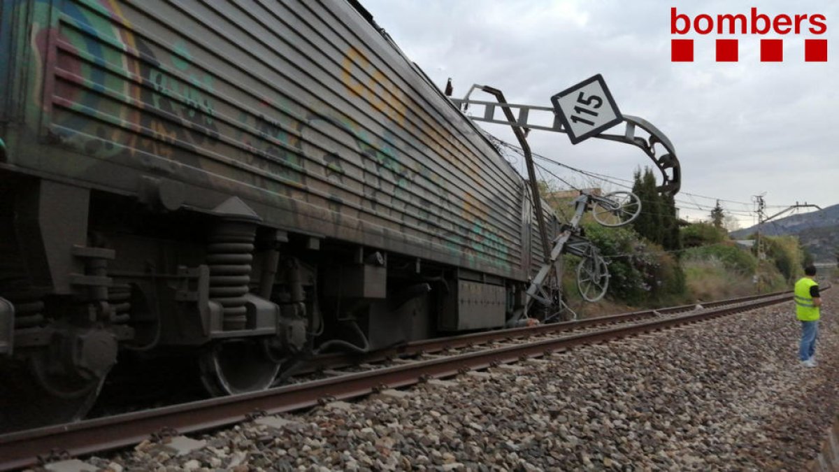 Servicio por carretera entre Lleida y La Plana -Picamoixons por el descarrilamiento en Vilaverd
