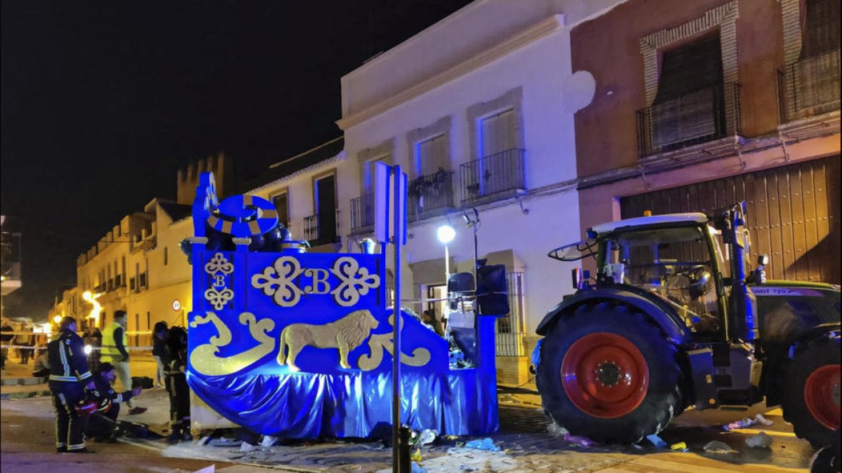 Sevilla: Mor una dona després de ser atropellada per una carrossa durant la cavalcada de Reis